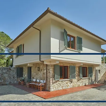 Elle Isola D'elba * Lacona